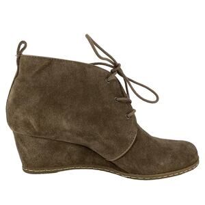 FRANCO SARTO 7 M Annabelle Taupe Suede Lace-Up Wedge Bootie Shoe Chukka Academia